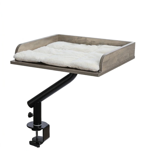 Plateau de bureau pour chat en bois grisé avec coussin blanc moelleux, fixé sur un bras noir à pince