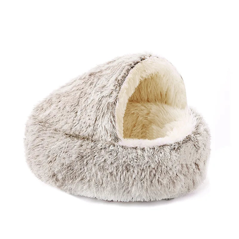 Cocon beige chiné en peluche longue avec capuche ouverte et intérieur crème, vue de face