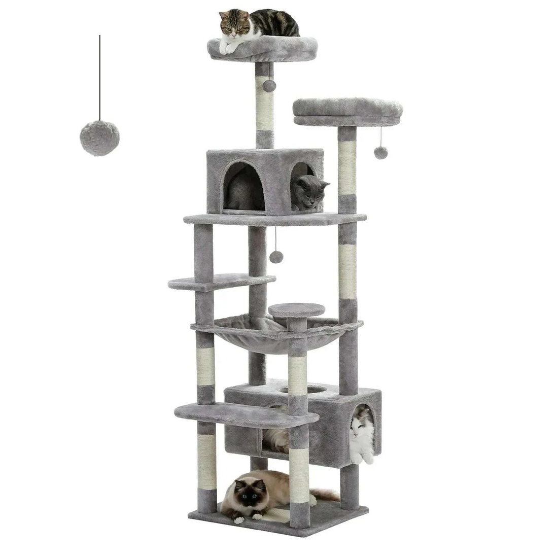 Structure d'escalade grise pour chat sur fond blanc, avec niches, hamac