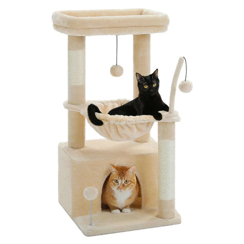 Petit arbre à chat beige avec hamac, niche et plateforme, un chat noir et un chat roux dessus
